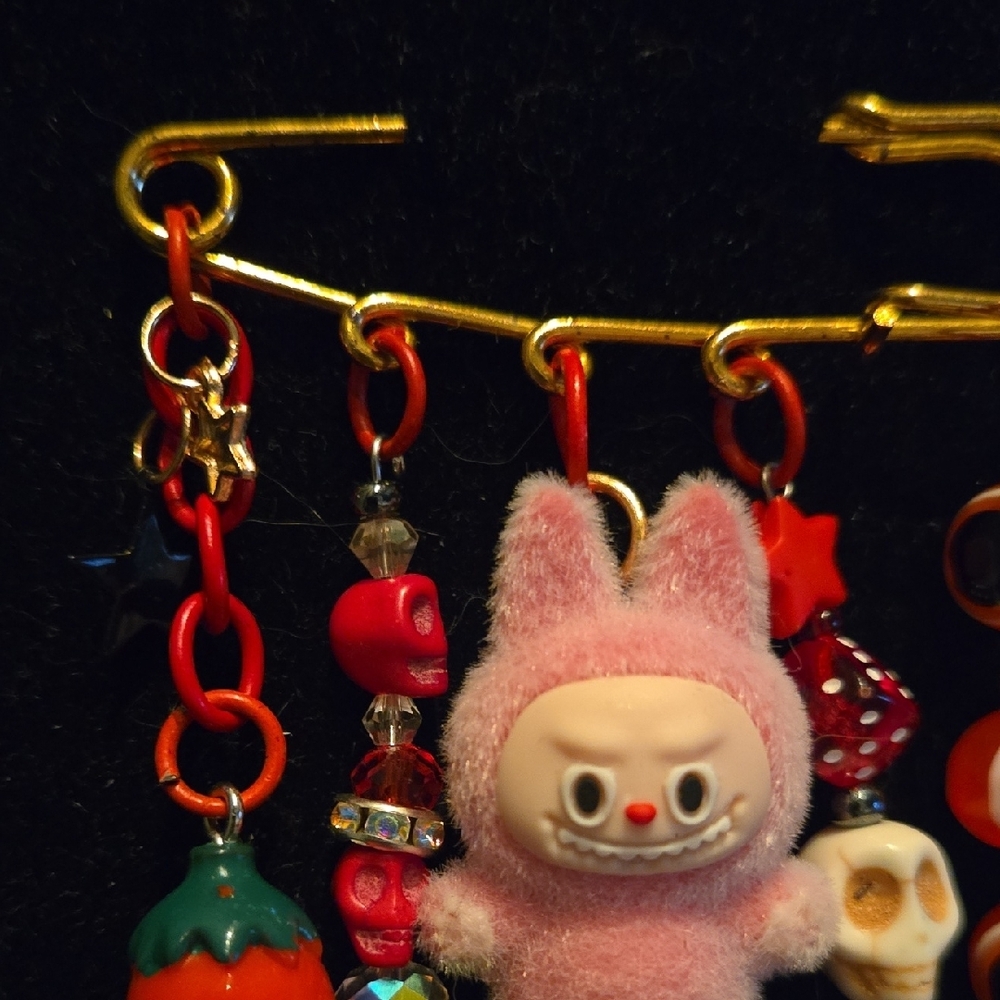 Hand Crafted Labubu Brooch - Picture 6 of 7